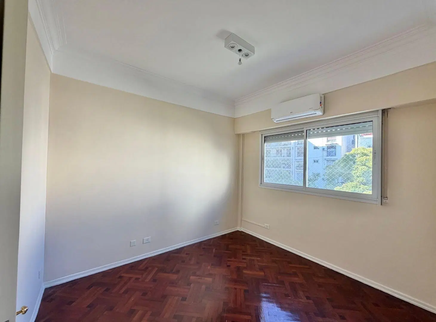 AlQUILER DEPARTAMENTO RECOLETA CUATRO AMBIENTES 5