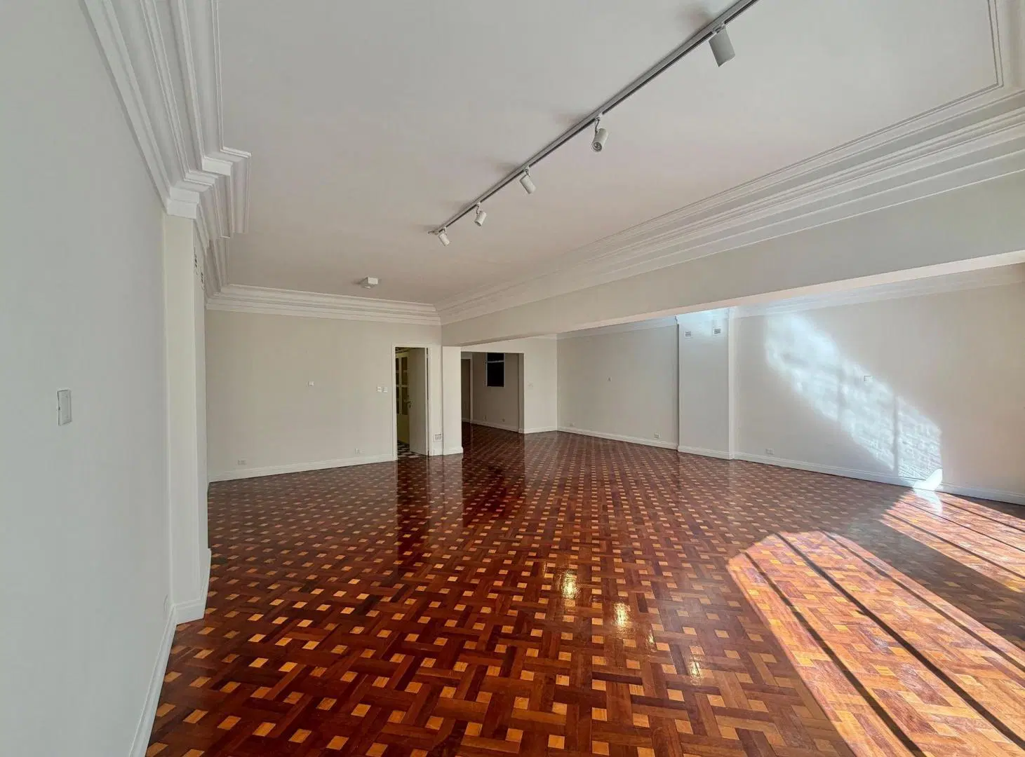 AlQUILER DEPARTAMENTO RECOLETA CUATRO AMBIENTES 8