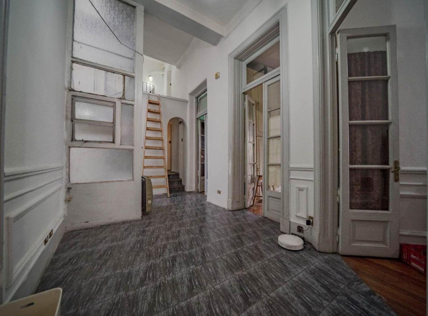 Foto de OPORTUNIDAD. 4 ambs en Tercer piso por escalera, imagen 1