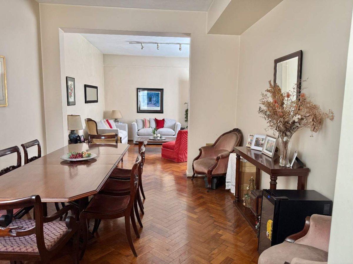 Foto de VENTA DEPTO 4 AMB + DEPENDENCIA BALCON RECOLETA, imagen 2