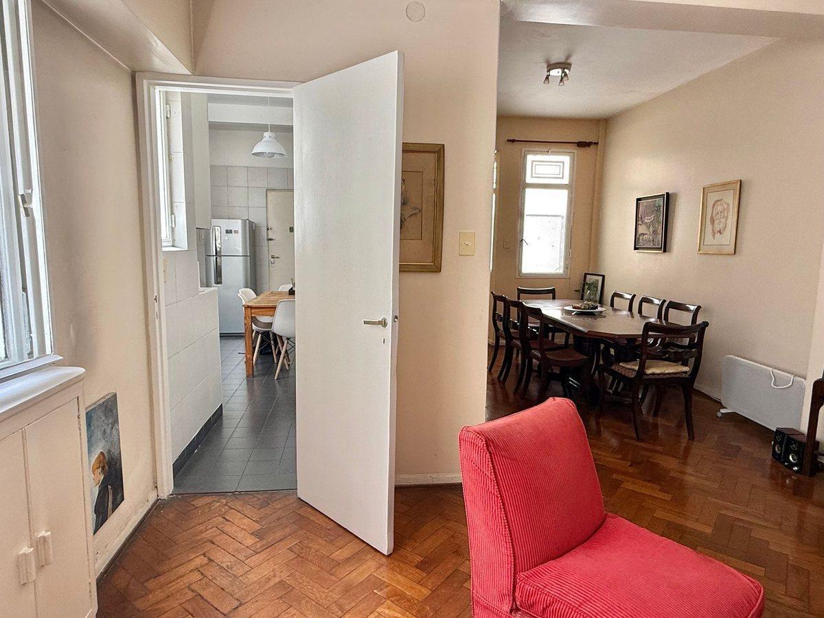Foto de VENTA DEPTO 4 AMB + DEPENDENCIA BALCON RECOLETA, imagen 5