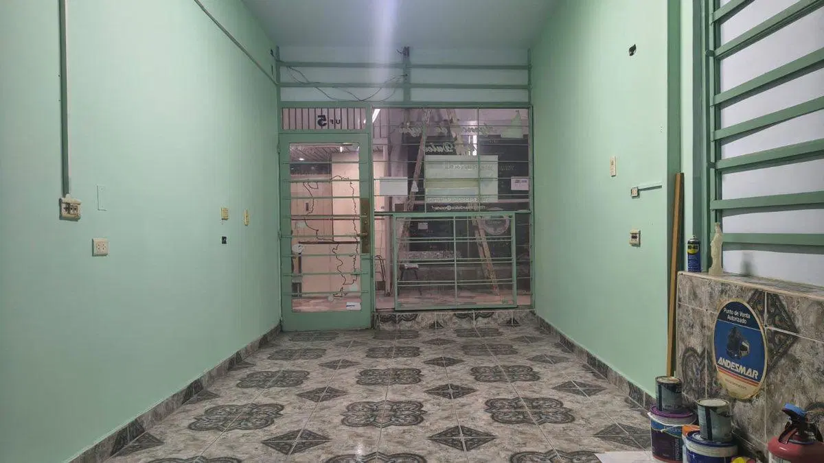 VENTA LOCAL MONSERRAT 5