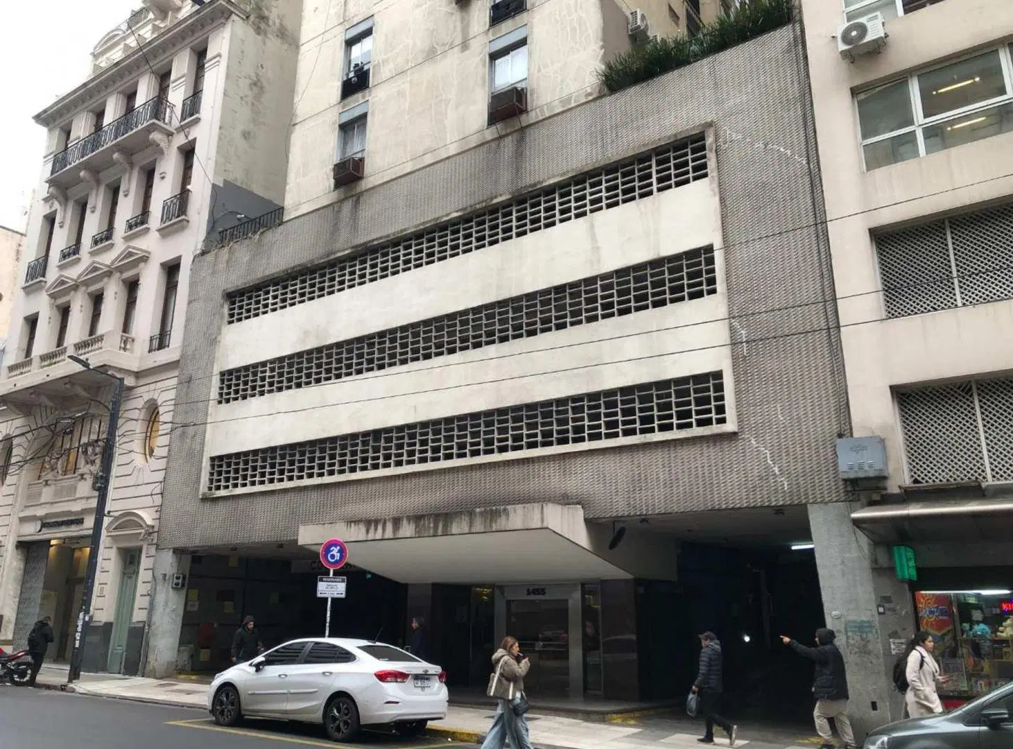 Venta duplex 2 ambientes piso alto zona Tribunales 3