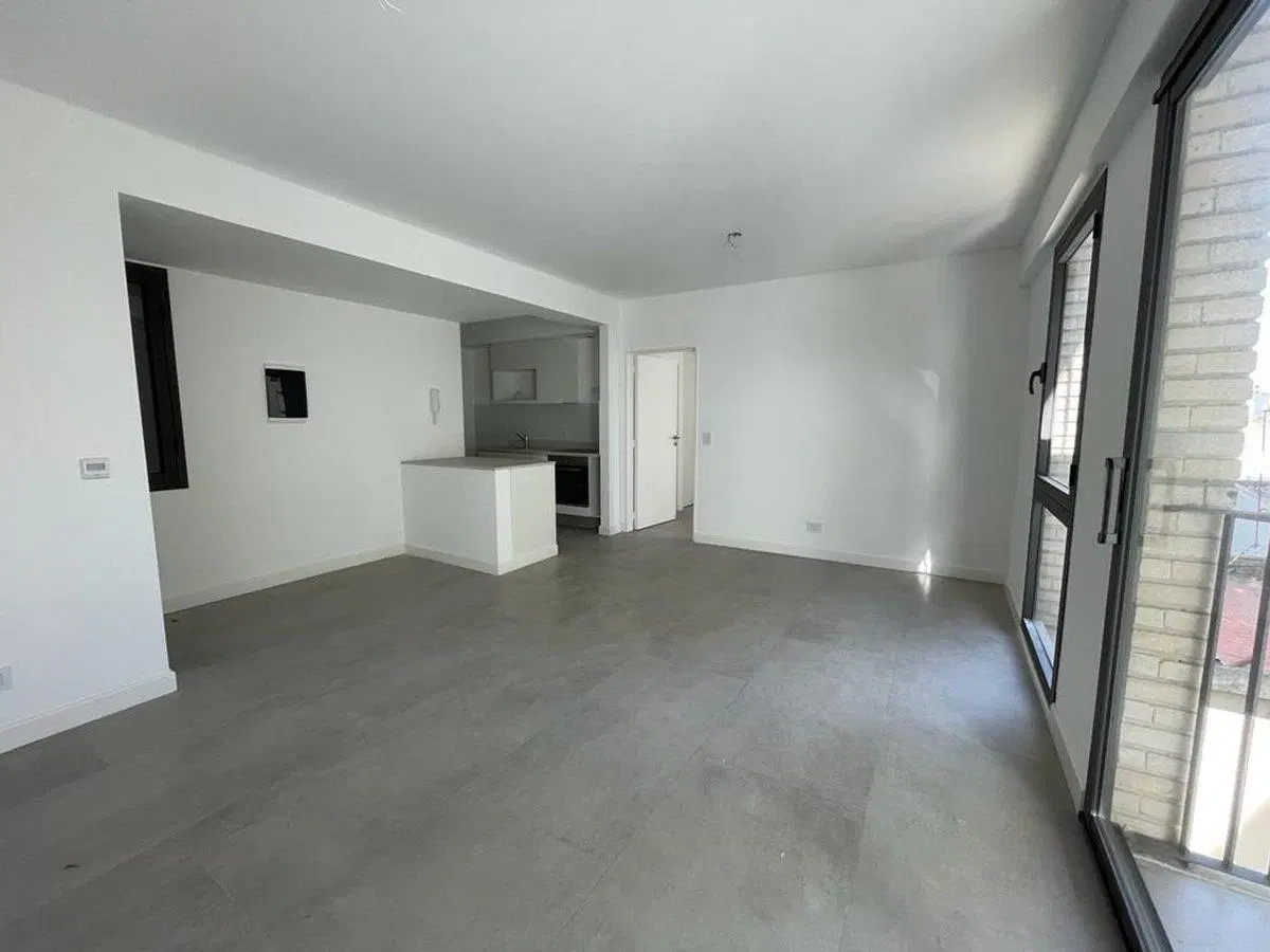 Venta dpto. a estrenar 2 amb. Saveedra.balcón 3
