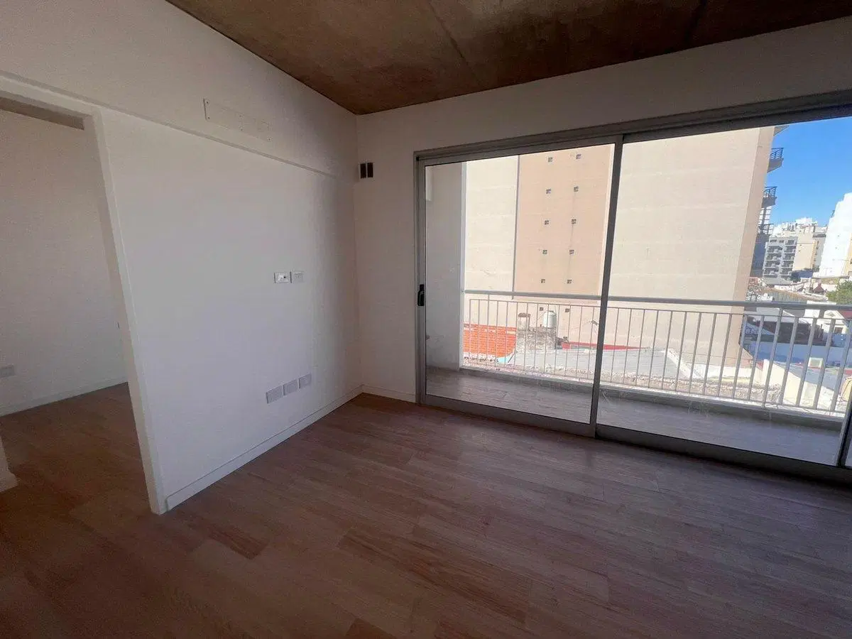 Venta Departamento 2 Ambientes balcón Flores 8