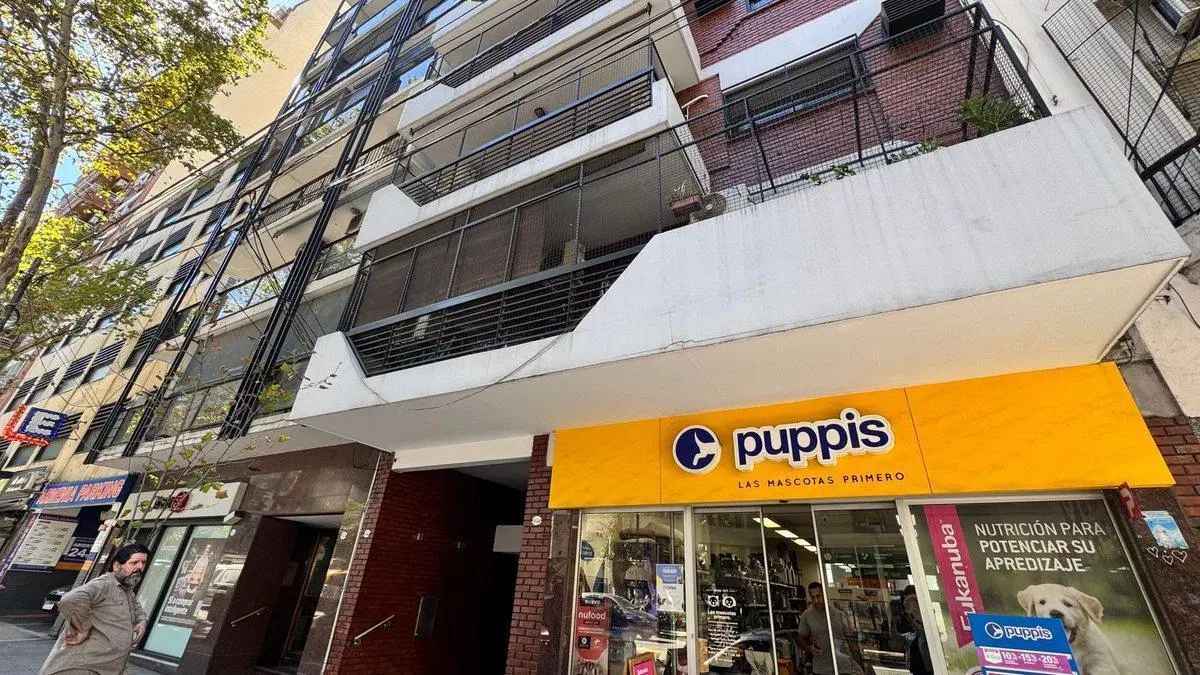 Venta - RECOLETA - 4 ambientes con dependencia 8