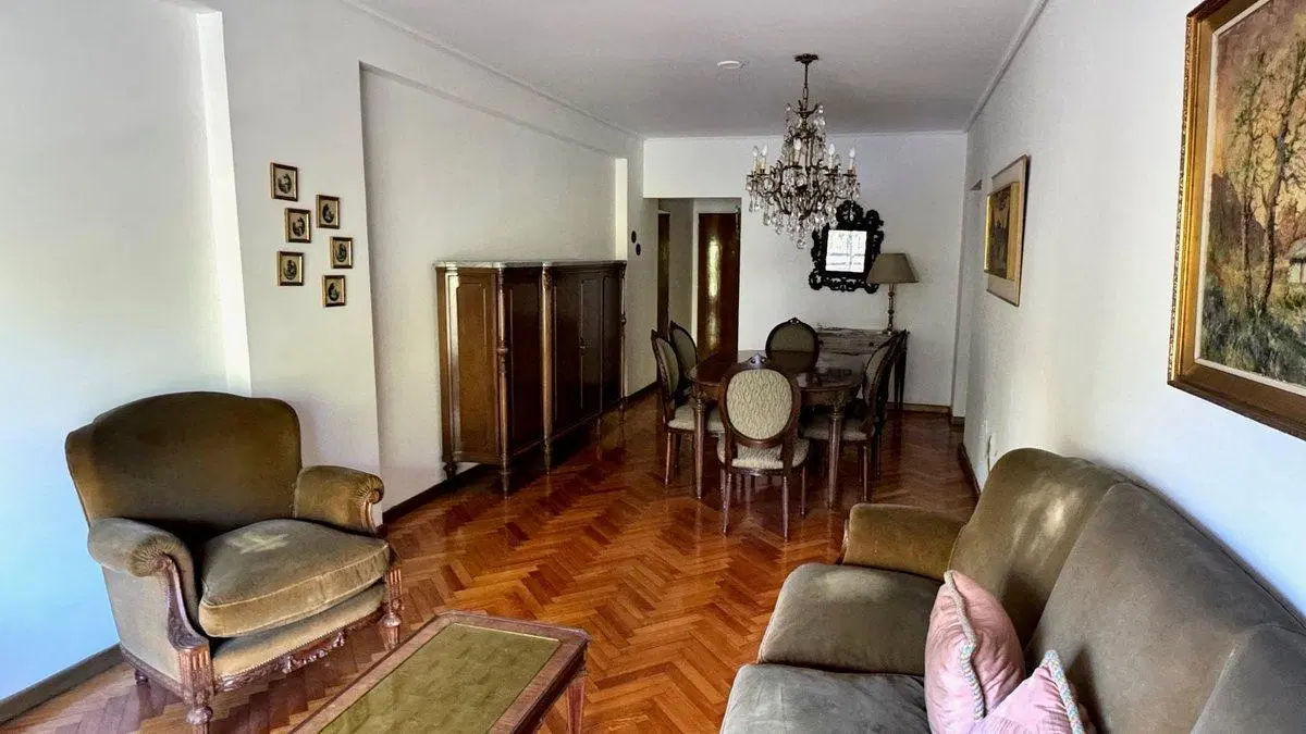 Venta - RECOLETA - 4 ambientes con dependencia 3