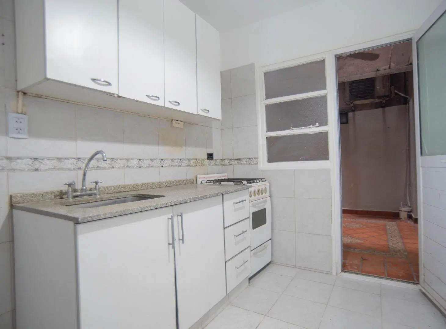 Venta Departamento 2 Ambientes con Patio Interno 8