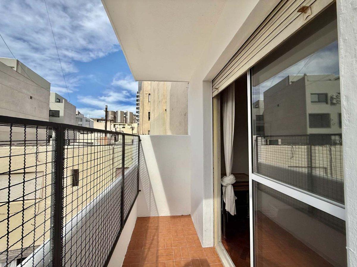 Foto de VENTA DEPTO 3 AMBIENTES BALCON OPC COCH RECOLETA, imagen 1