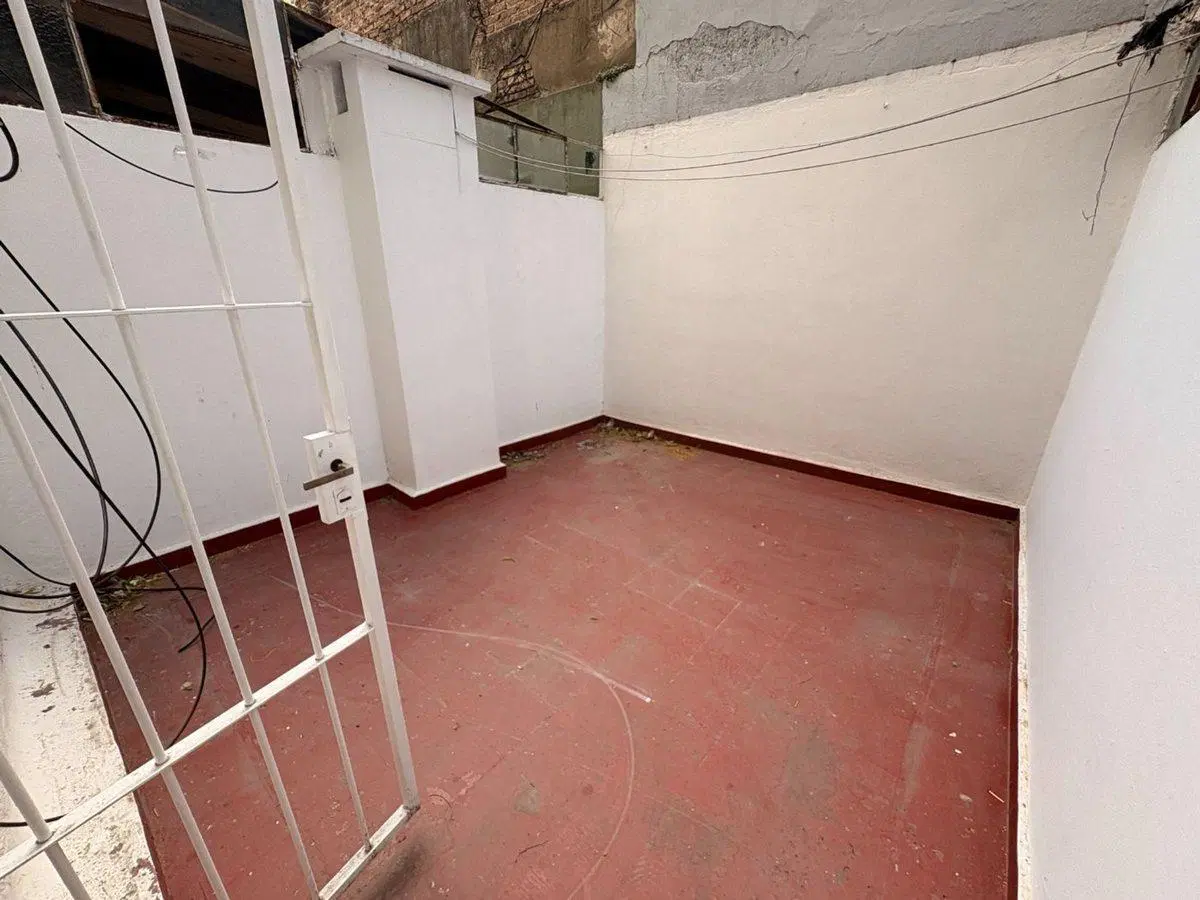 VENTA DEPTO ALMAGRO MONOAMBIENTE CON PATIO 4