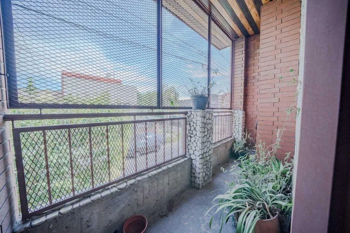 PH primer piso con patio con parrilla y terraza 8