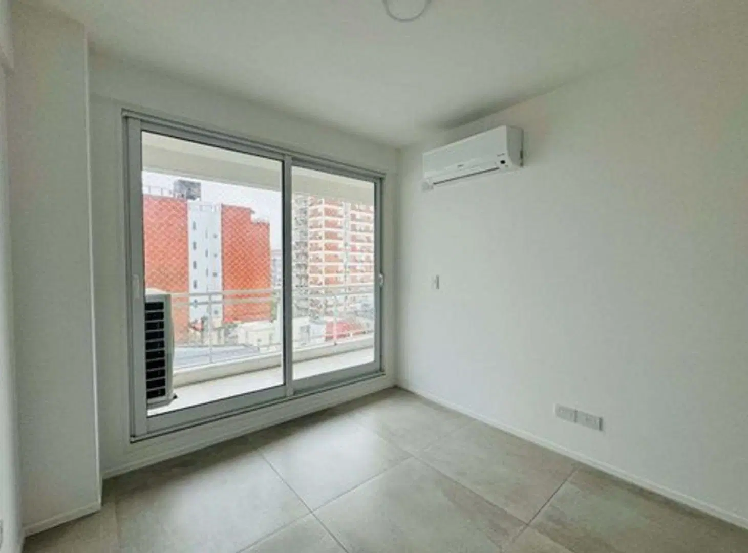 Alquiler depto 3 amb con balcon cochera Caballito 2