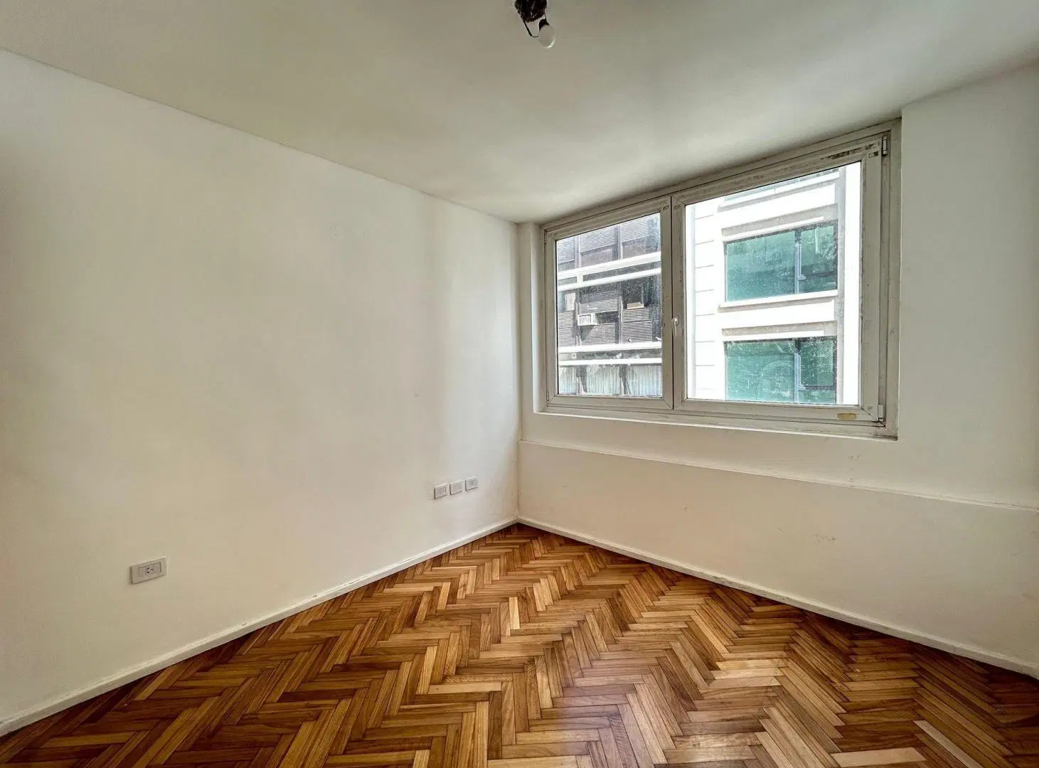 VENTA DEPTO 2 AMBIENTES APTO PROFESIONAL RETIRO 4