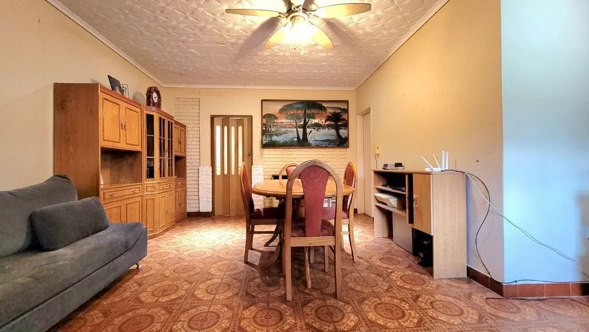 VENTA CASA 4 AMBIENTES CON COCHERA EN TALAR TIGRE 4