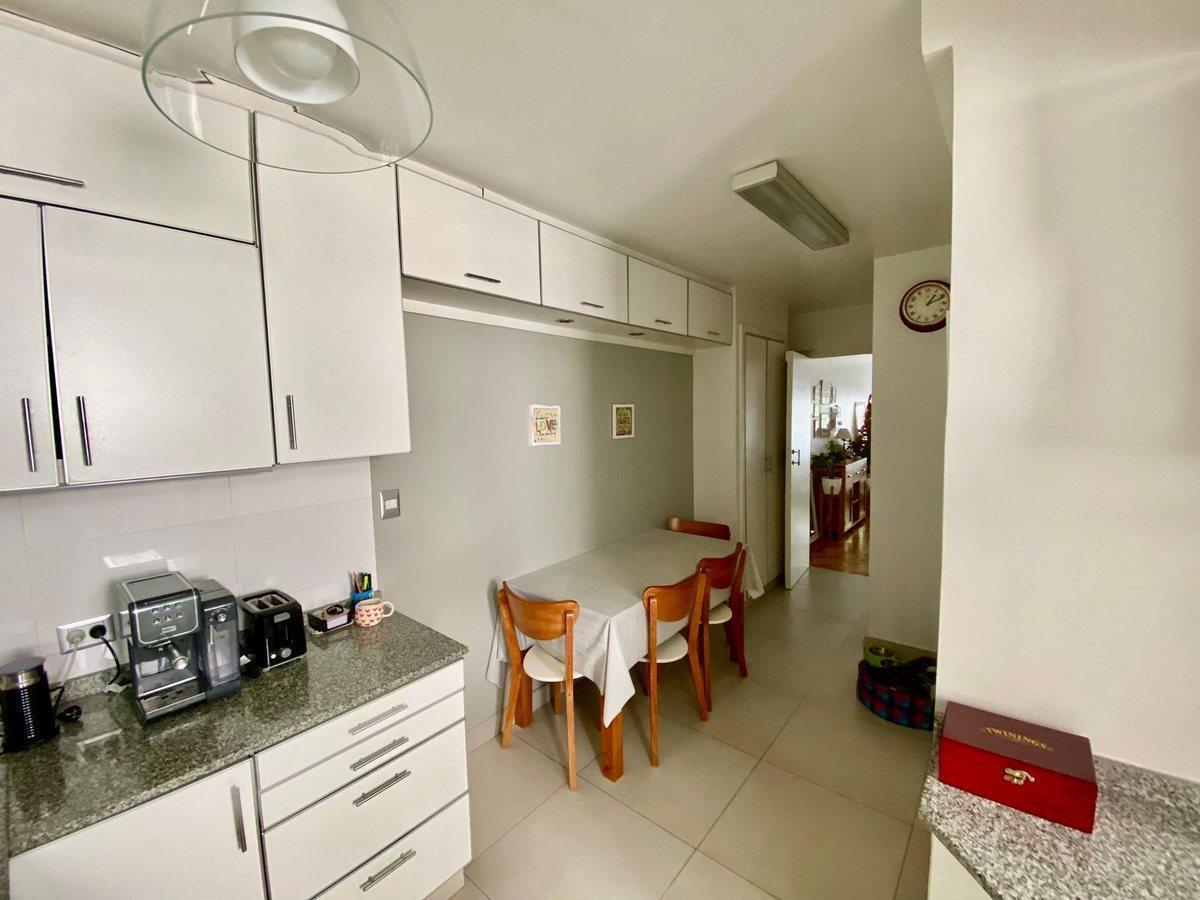 Foto de VENTA DPTO 4 AMB CON BALCÓN RECOLETA, imagen 3