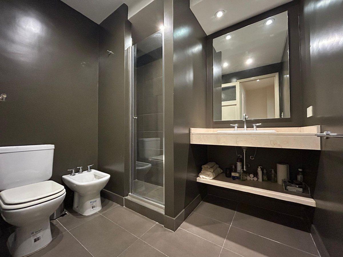 Foto de VENTA DEPTO 4 AMB RECOLETA PISO APTO PROFESIONAL, imagen 2