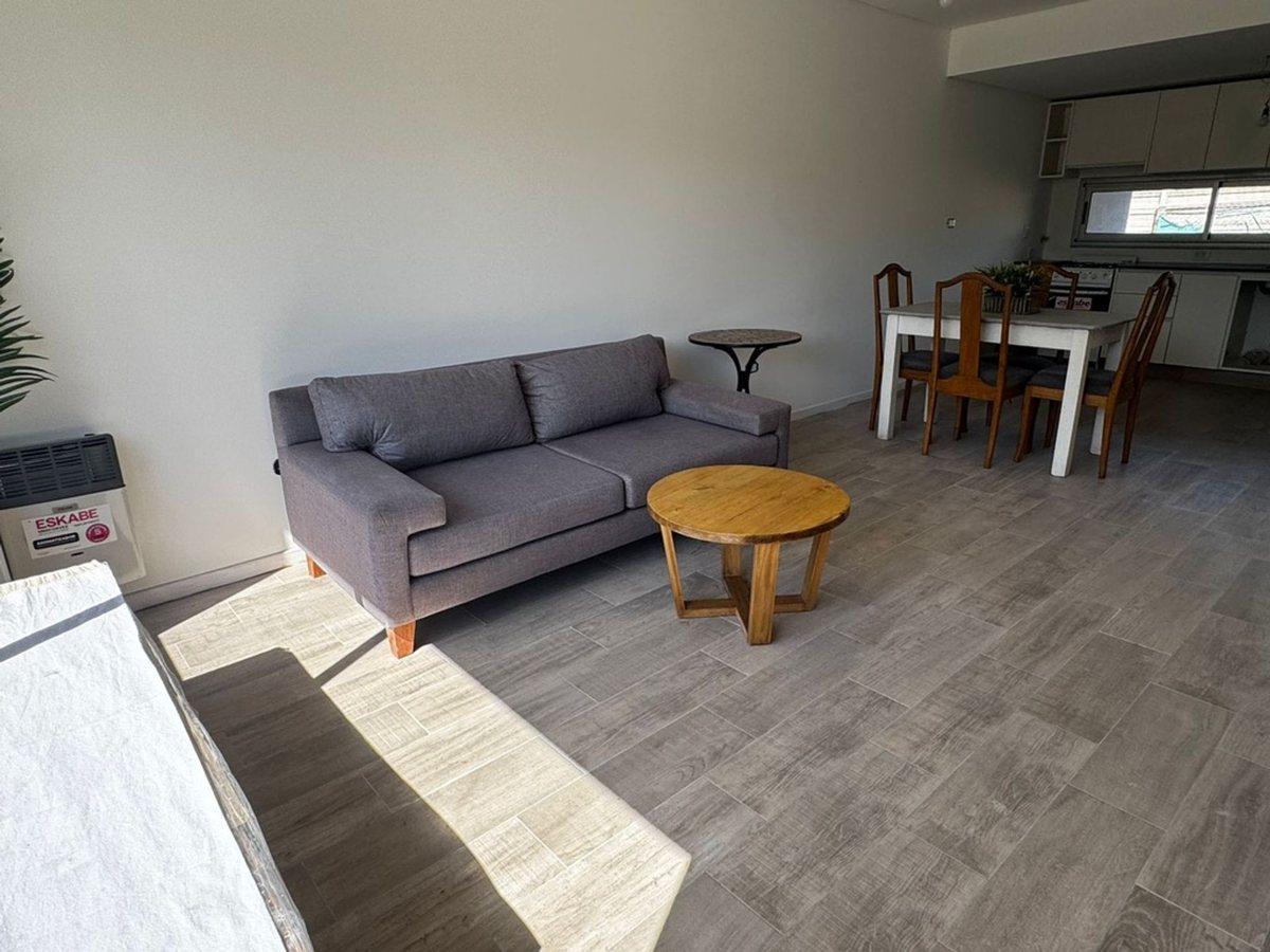 Foto de VENTA DUPLEX 3 AMB JARDIN PARRILLA COCHERA PILAR, imagen 3