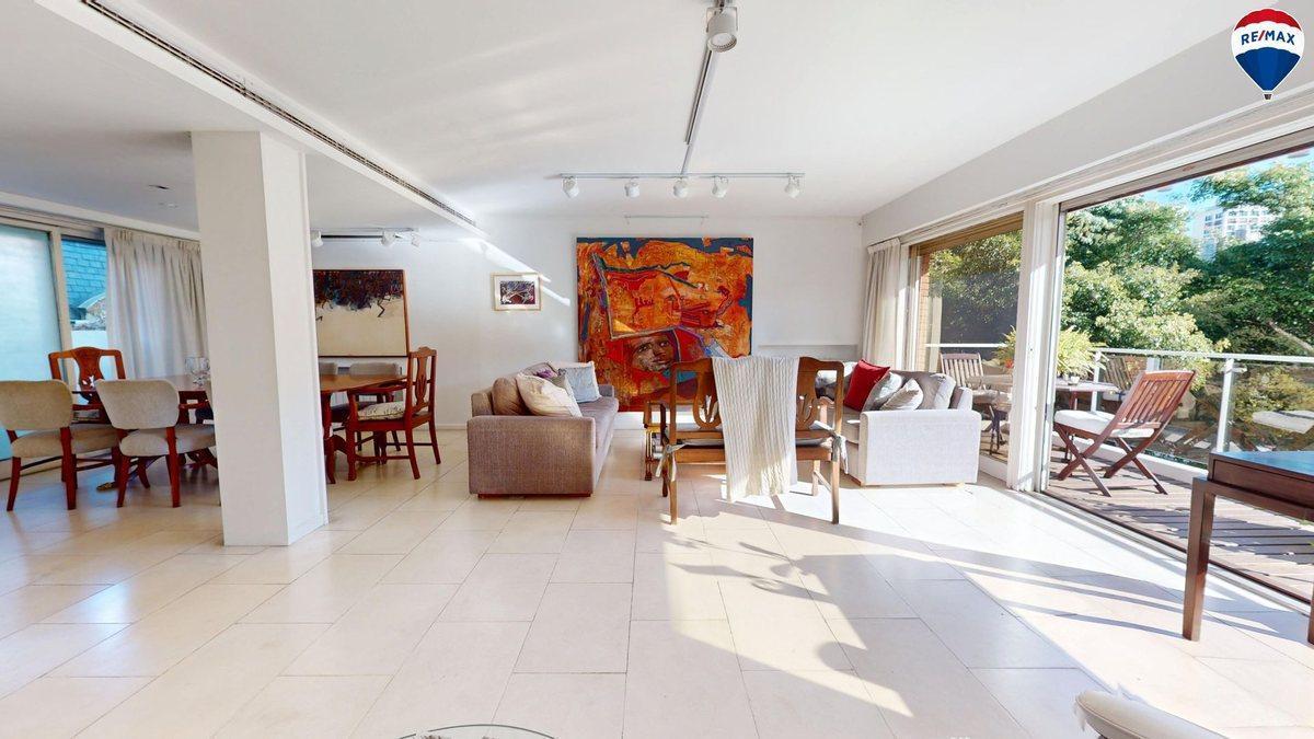 Foto de VENTA DEPTO 5 AMB BARRIO PARQUE COCHERA FIJA, imagen 1