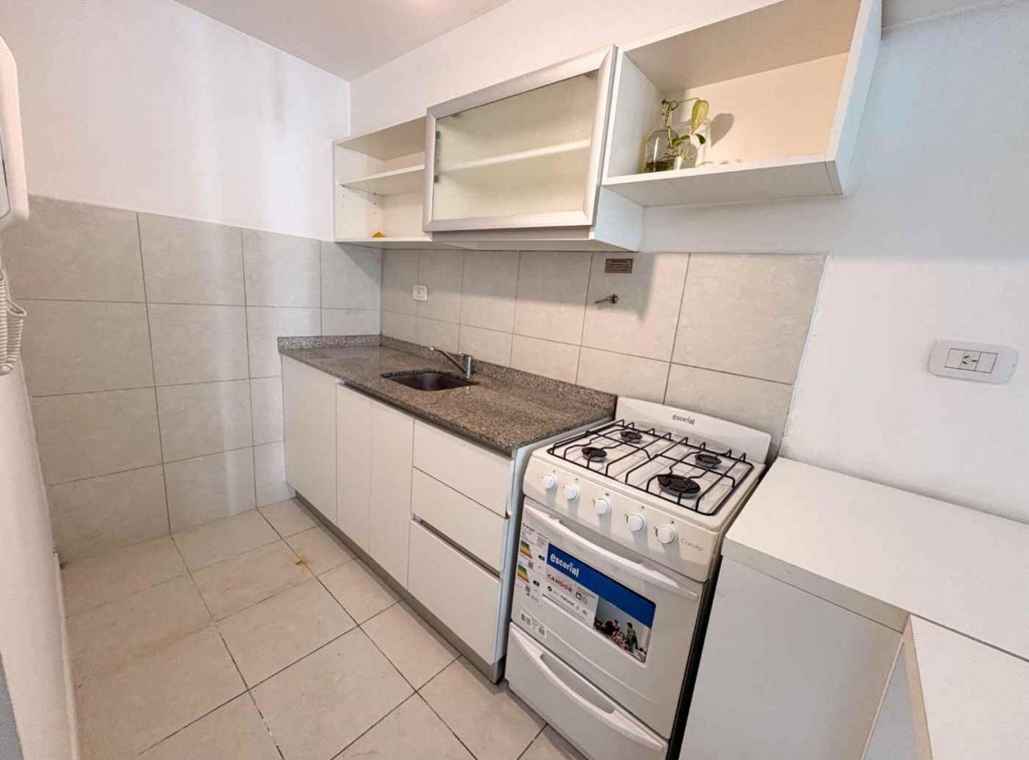 Foto de ALQUILER MONOAMBIENTE ALMAGRO CON BALCON, imagen 4