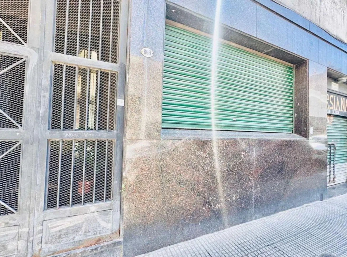 Alquiler Local o Deposito con cochera San Telmo 2
