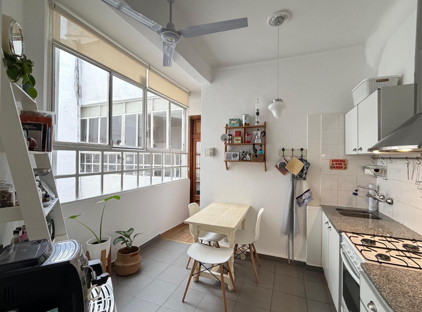 Foto de VENTA DEPTO 2 AMB RECOLETA RECICLADO Y LUMINOSO, imagen 5