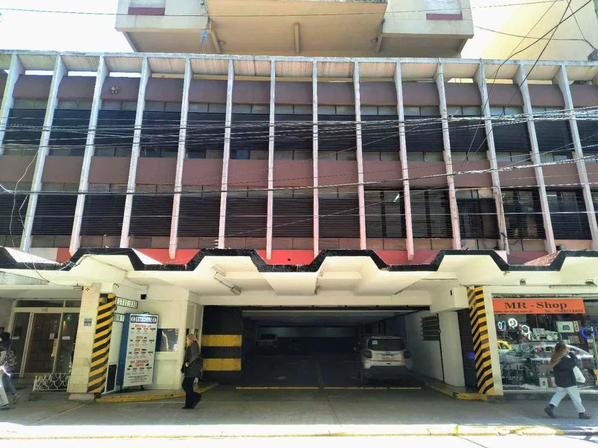 Venta Cochera en Balvanera 5