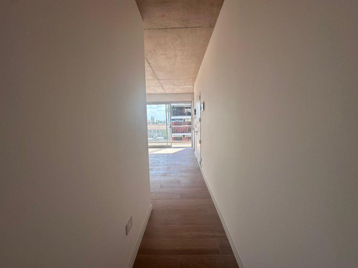 Foto de Venta Piso 3 Amb + Escritorio o Vestidor Flores, imagen 1