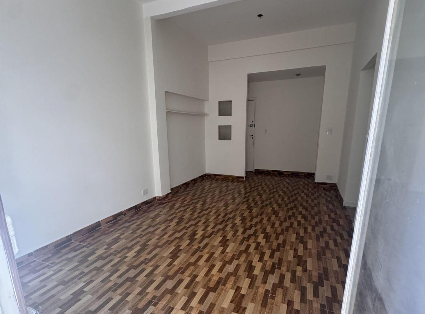 Foto de Departamento 3 ambientes, zona Facultades c/balcón, imagen 2
