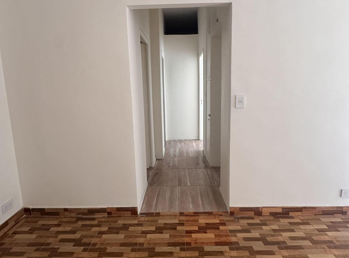 Foto de Departamento 3 ambientes, zona Facultades c/balcón, imagen 3