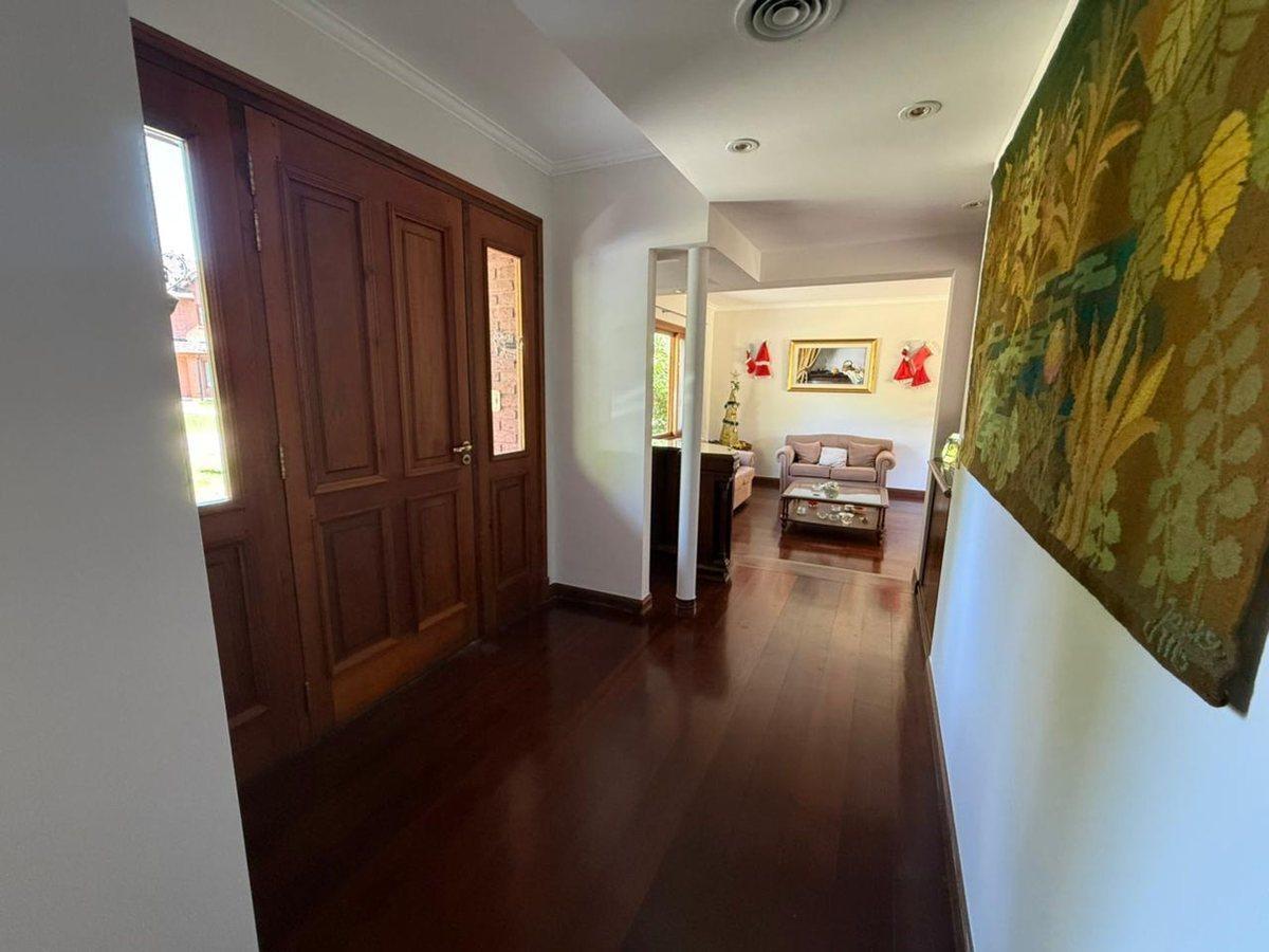 Foto de Casa en venta, lote al golf-Country El Ombú Ezeiza, imagen 1