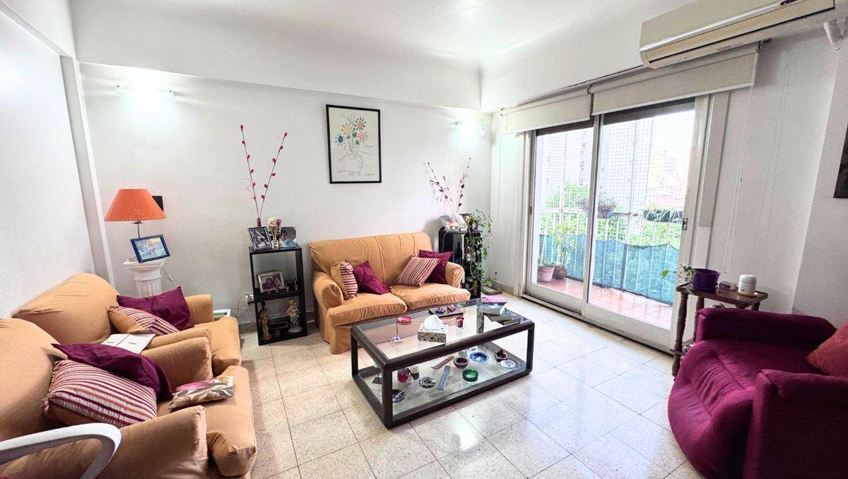 Foto de VENTA DUPLEX 4 AMB. LUMINOSO ALMAGRO, imagen 2