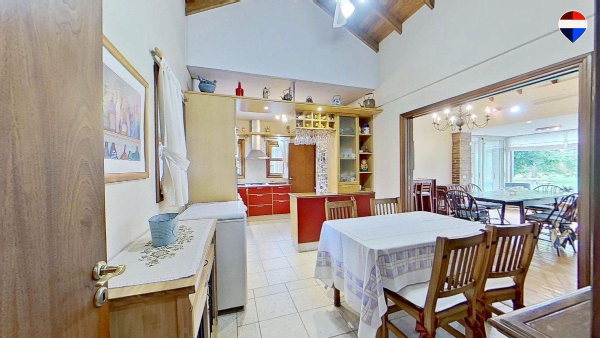 Foto de VENTA Casa en EL OMBU vista al Golf - EXCELENTE, imagen 4