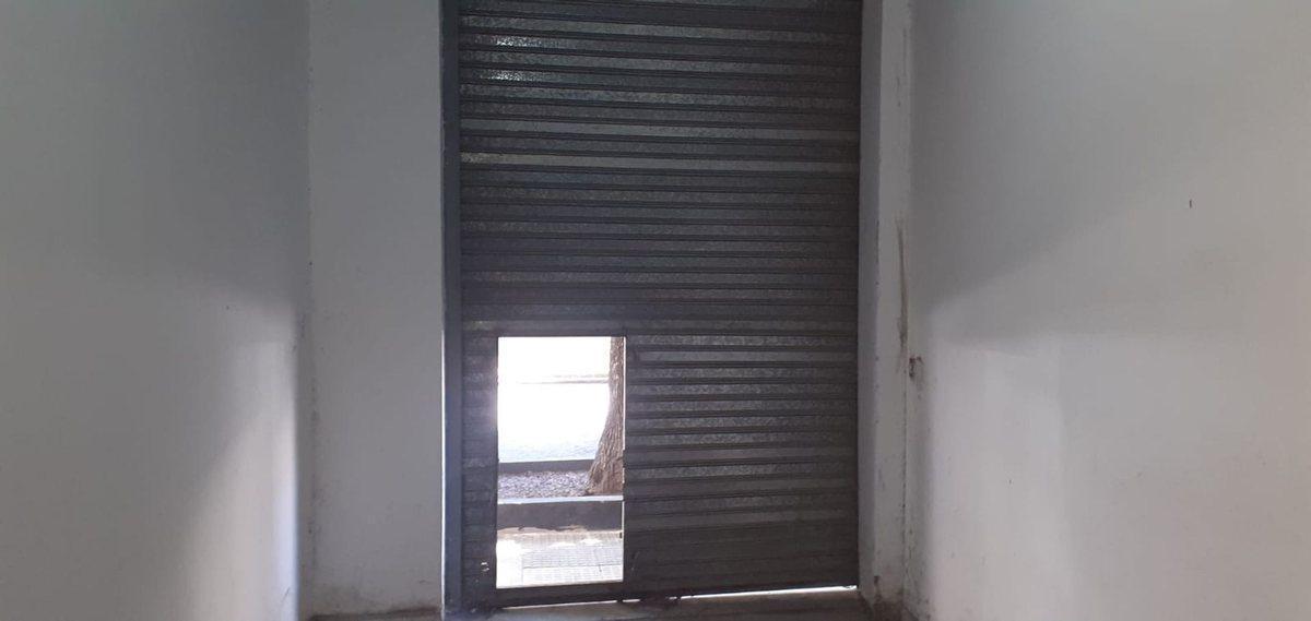 Foto de LOCAL/ DEPOSITO EN VENTA, AVELLANEDA CENTRO, imagen 2