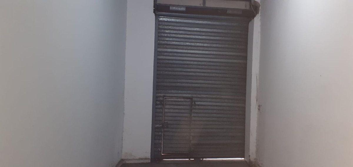 Foto de LOCAL/ DEPOSITO EN VENTA, AVELLANEDA CENTRO, imagen 3