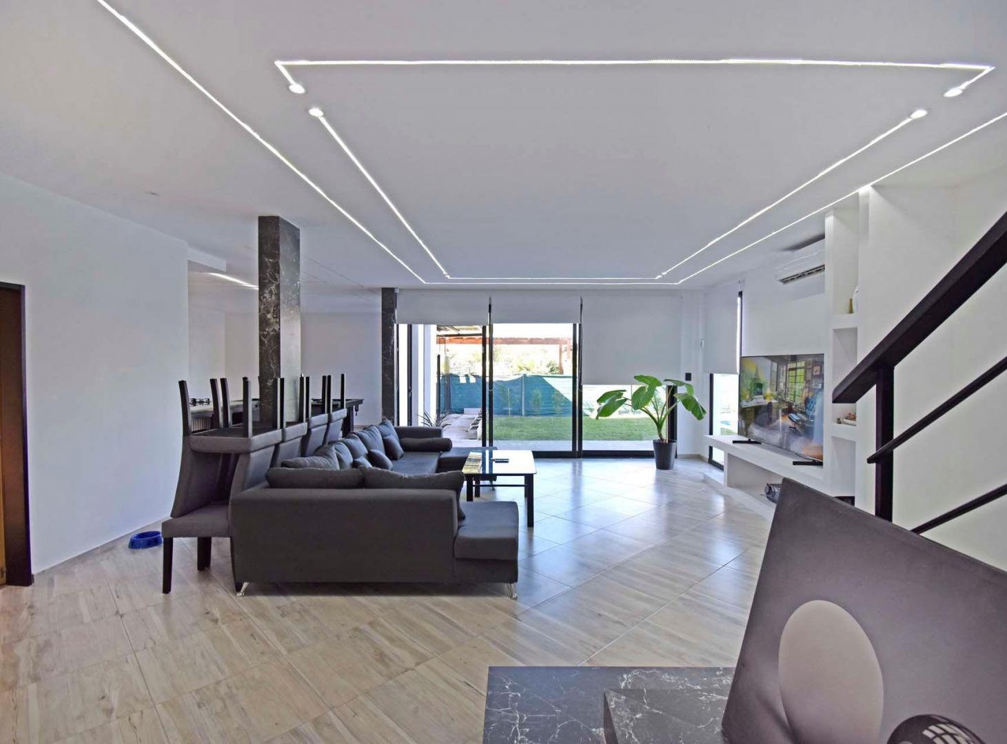 Foto de VENTA CASA ALTOS DE VIEDMA BARRIO PRIVADO PERMUTA, imagen 1