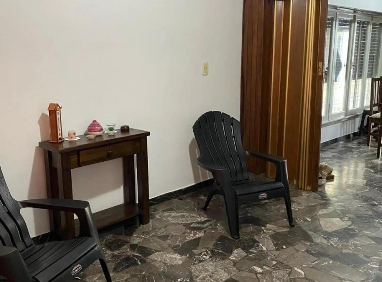 Foto de VENTA CASA EN LOTE 306 m² SAN JUSTO / LA MATANZA, imagen 1