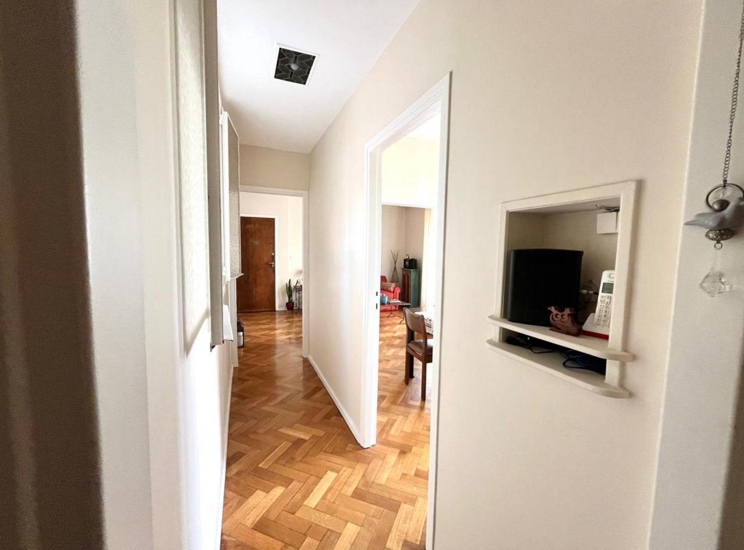 Foto de VENTA DEPTO 3/4 AMB MONSERRAT LUMINOSO, imagen 1
