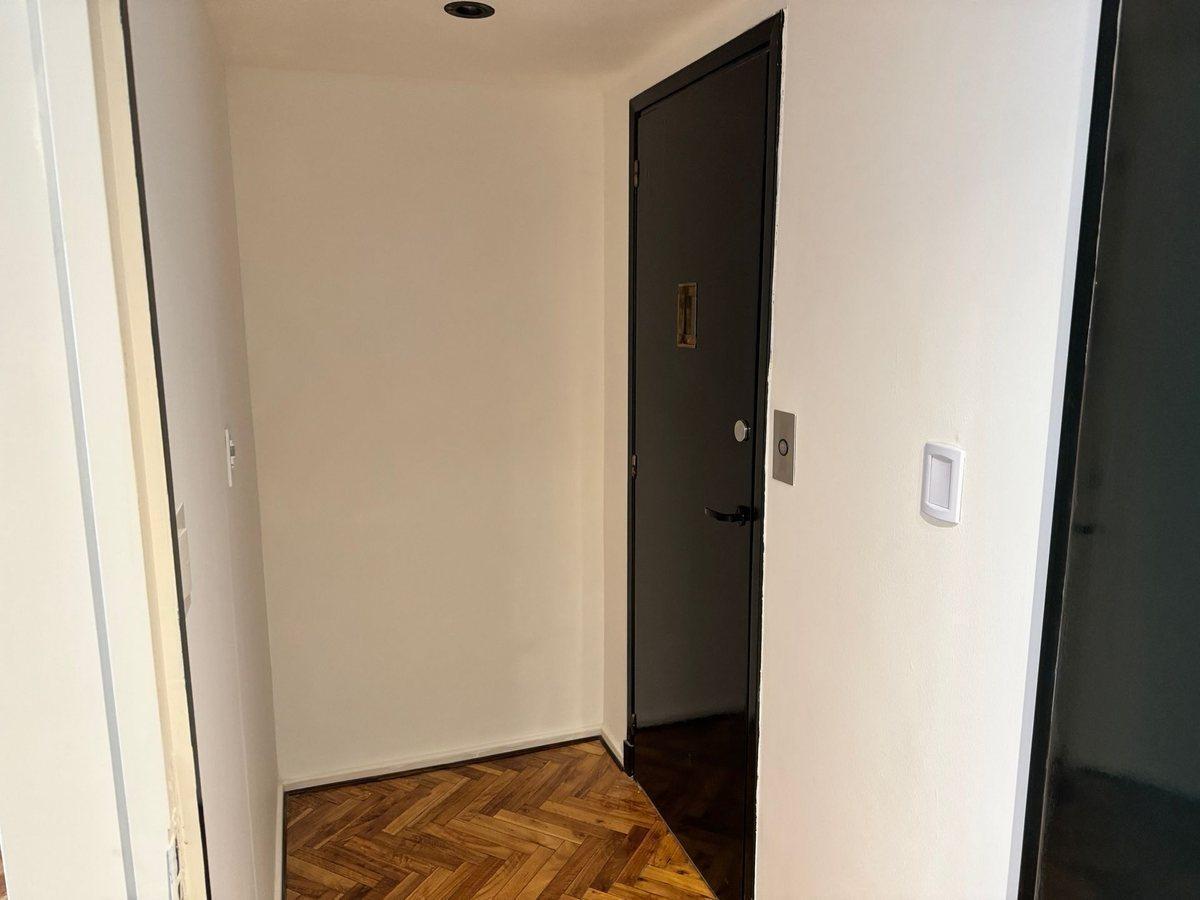 Foto de VENTA- RECOLETA - 4 ambientes con dep y cochera, imagen 2