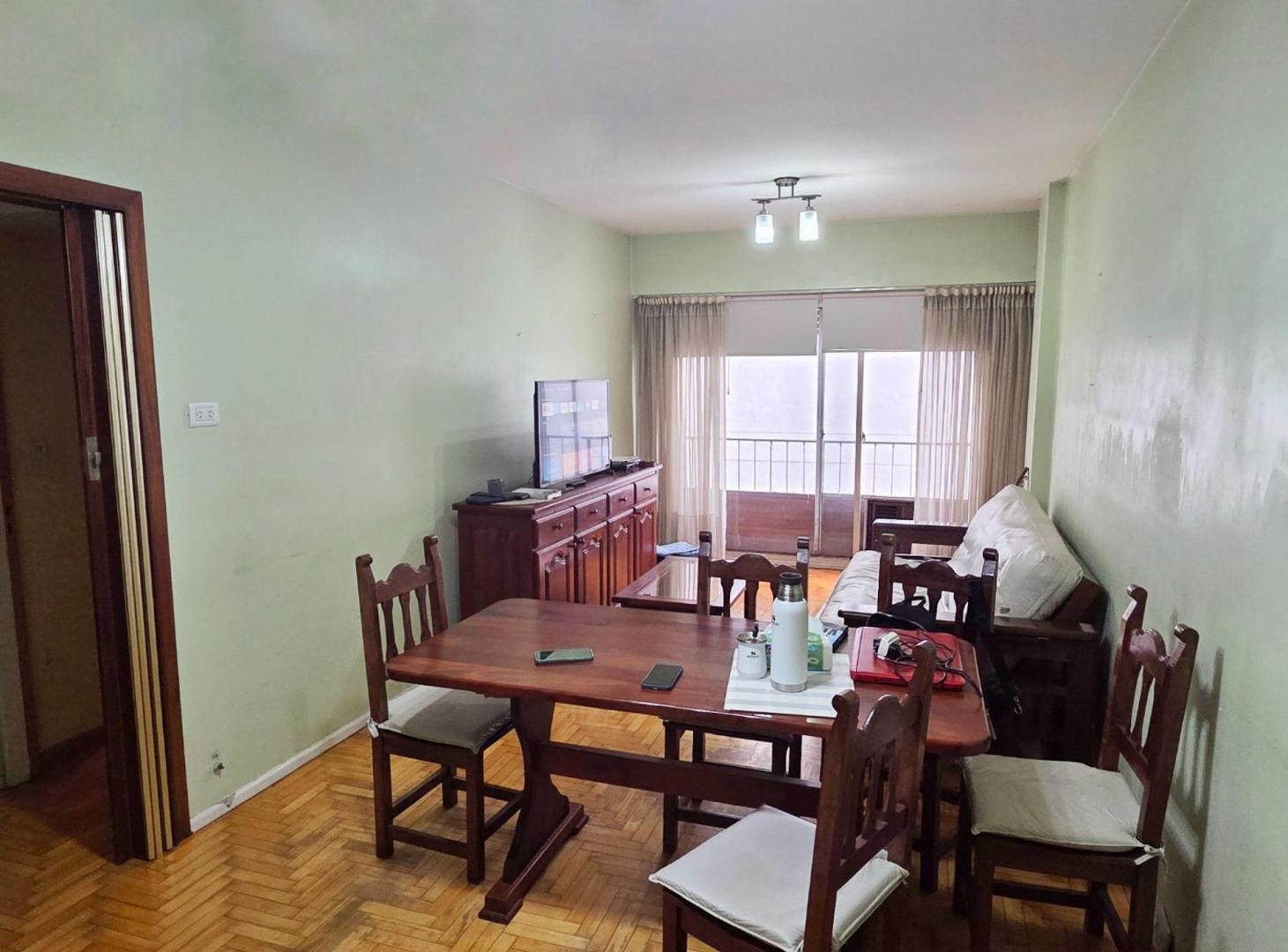 Foto de Venta Luminoso Depto. 3 Amb. Sarmiento 1700, imagen 5