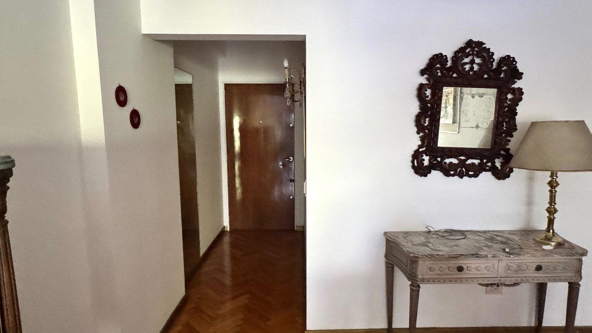 Foto de Venta - RECOLETA - 4 ambientes con dependencia, imagen 5