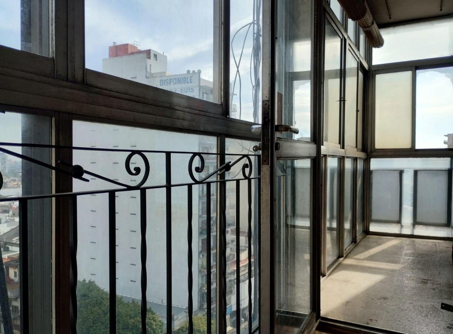 Foto de Venta Dpto 4 Ambientes. Avellaneda, imagen 2