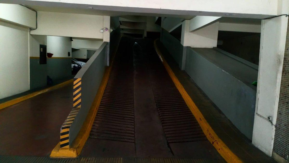Foto de Cochera amplia en Barrio Norte, imagen 4