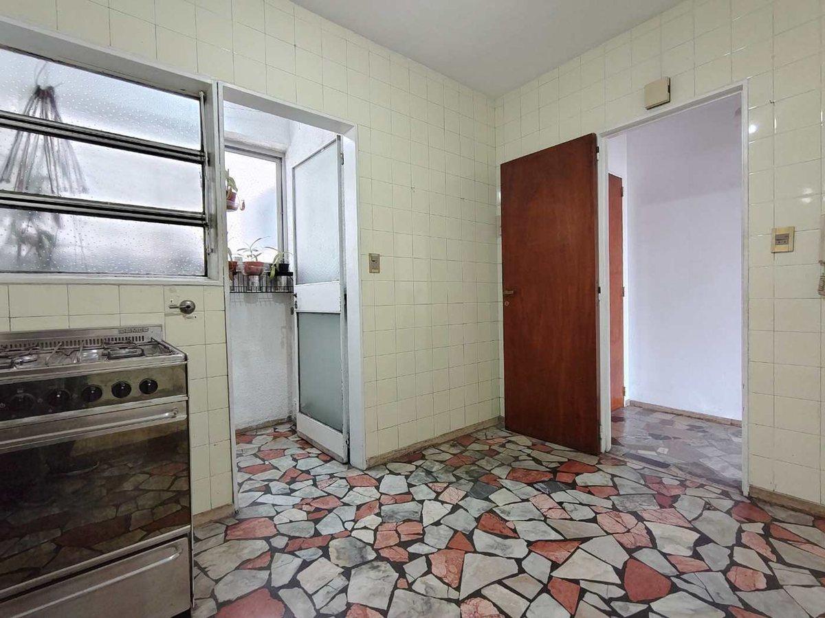 Foto de VENTA 3 amb Av Garay 350 piso 8°, SanTelmo, imagen 3