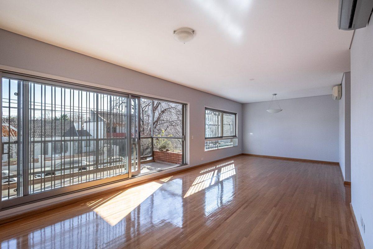 Foto de Venta , 4 ambientes con cocheras, pileta, Devoto, imagen 1