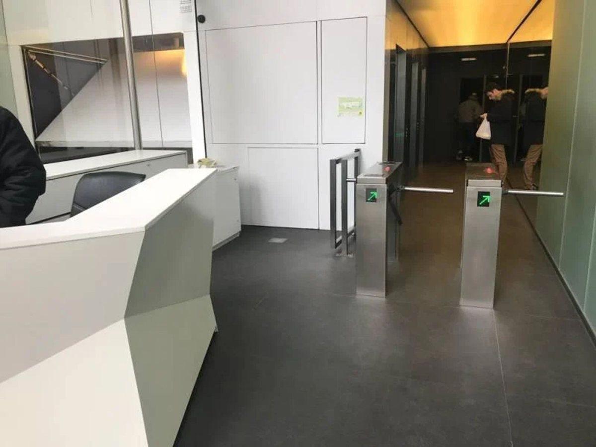 Foto de Alquiler Belgrano Oficina Impecable y Luminosa, imagen 3