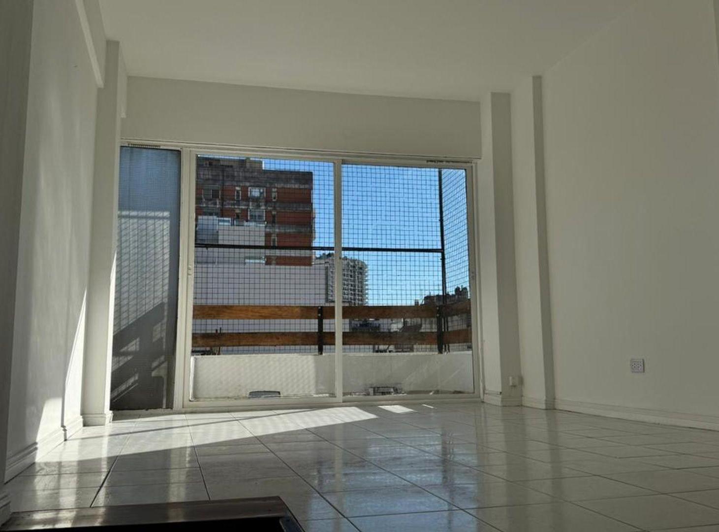 Foto de VENTA - RECOLETA - 2 Ambientes con balcón, imagen 4