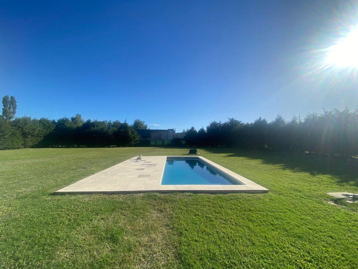Foto de VENTA CASA 6 AMBIENTES LAS LOMAS SPEGAZZINI EZEIZA, imagen 1