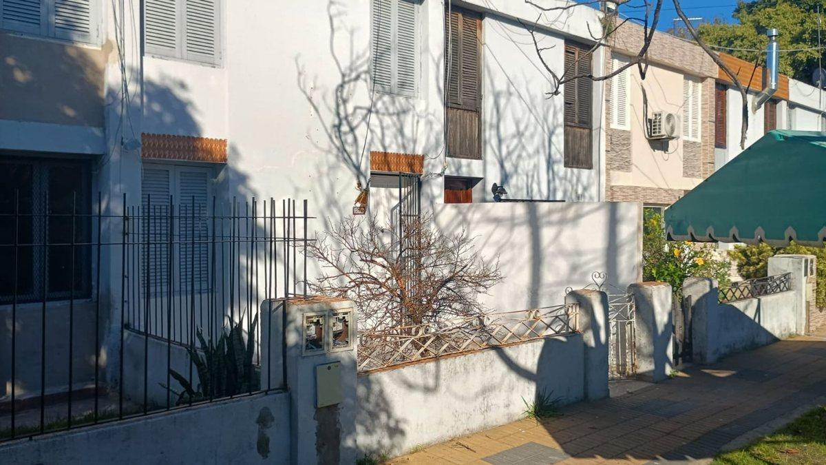 Foto de Venta Casa en Valentín Alsina, (Lanús) con cochera, imagen 5