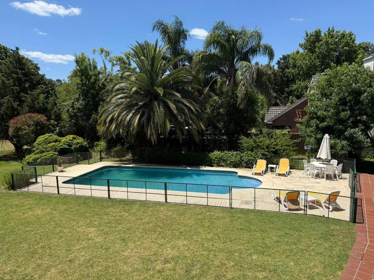 Foto de Casa en venta, lote al golf-Country El Ombú Ezeiza, imagen 2