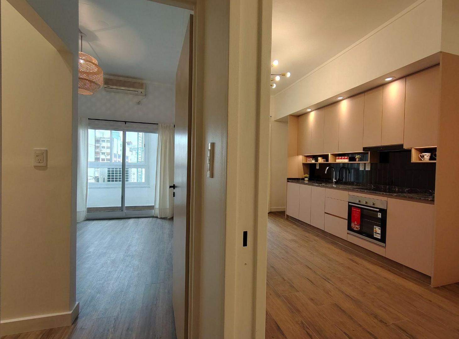 Foto de VENTA Depto. 3 amb M.T. de Alvear 900 p 6° Retiro, imagen 2